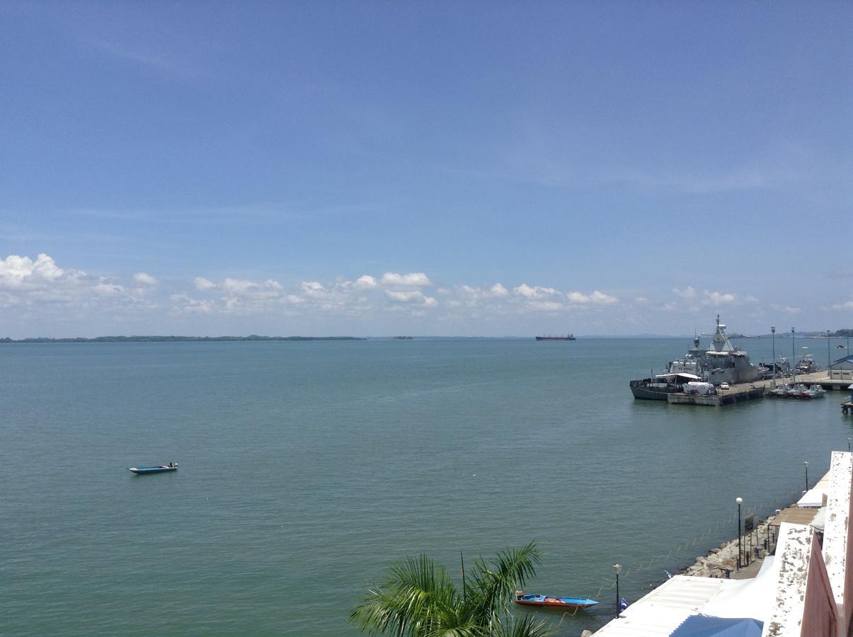 Sandakan Backpackers Hostel Værelse billede